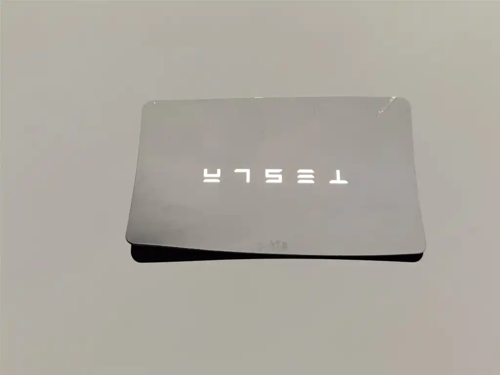 Tesla Model Y 2023 — фото 19