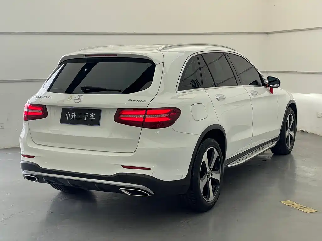 Mercedes-Benz GLC 2019 — фото 15