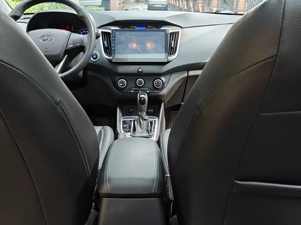 Hyundai ix25 2016 — фото 23