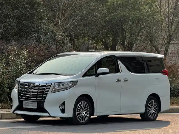 Toyota Alphard 2015