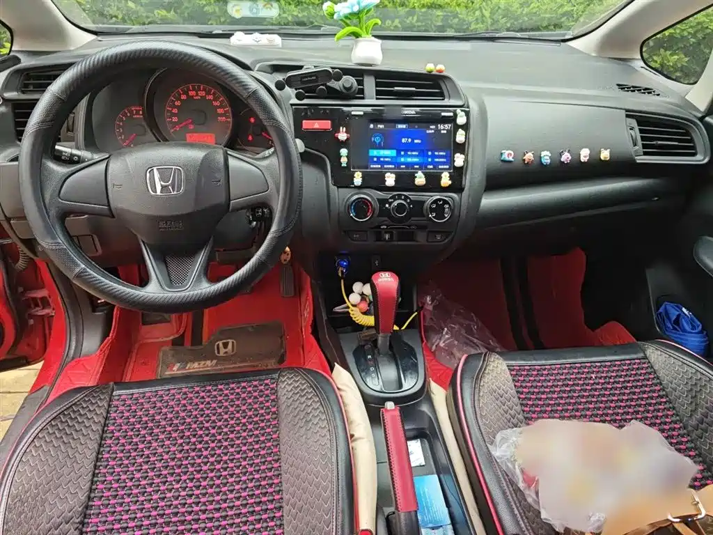 Honda Fit 2017 — фото 13