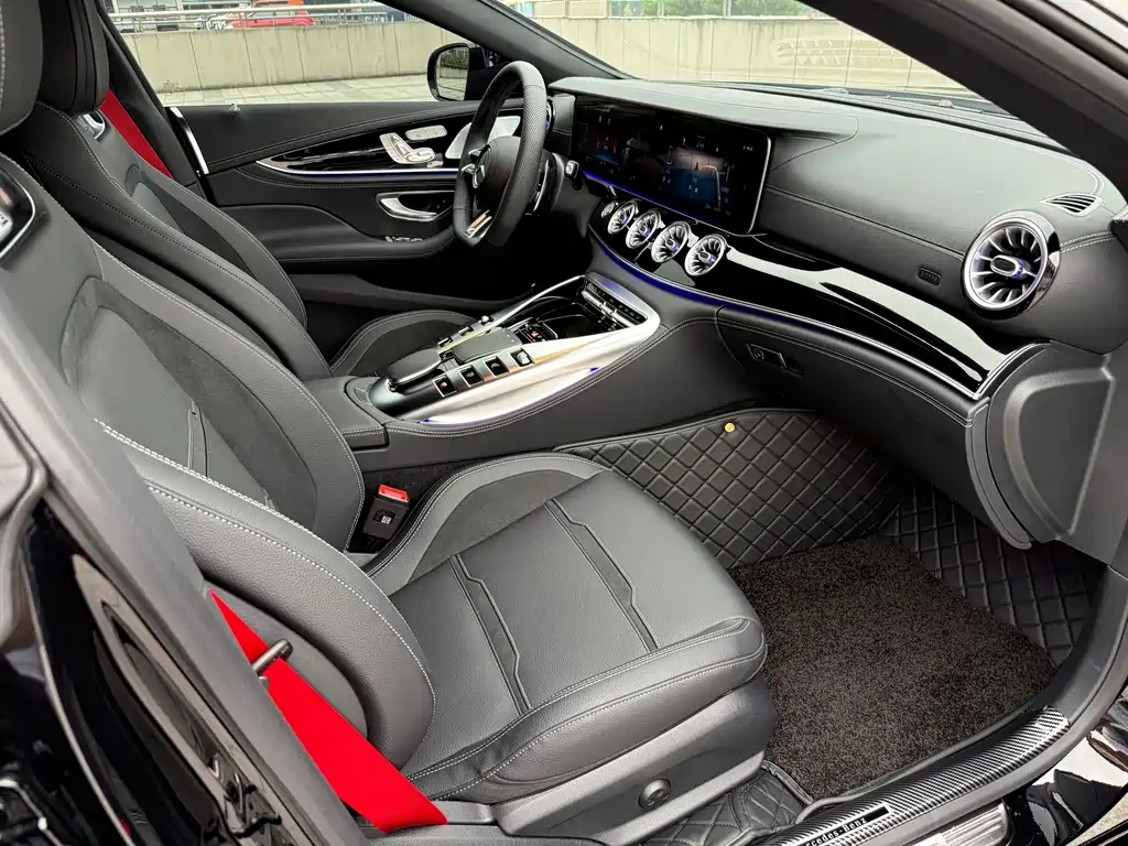 Mercedes-Benz AMG GT 2026 — фото 15