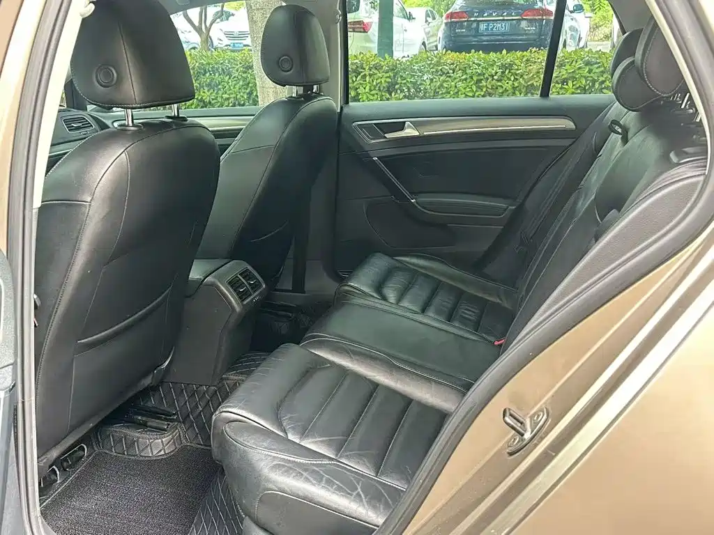 Volkswagen Golf 2015