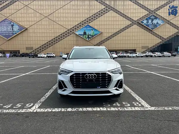 Audi Q3 2022