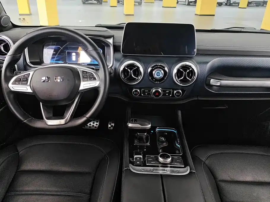 BAIC BJ40 2023 — фото 12