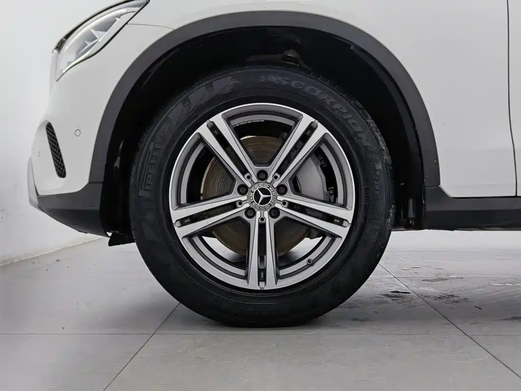 Mercedes-Benz GLC 2021 — фото 17