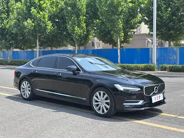 Volvo S90 2019