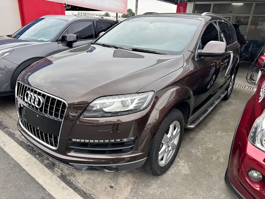 Audi Q7 2014 — фото 1
