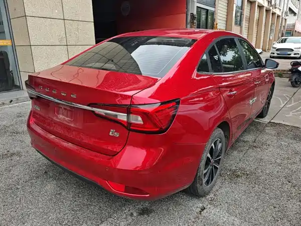 Roewe i5 2020