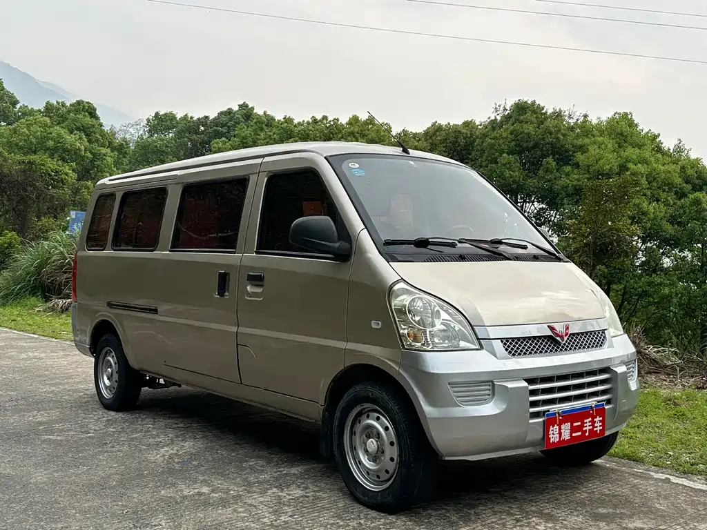 Wuling Rongguang 2017 — фото 3