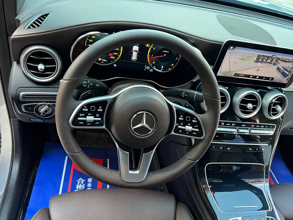 Mercedes-Benz GLC 2021 — фото 22