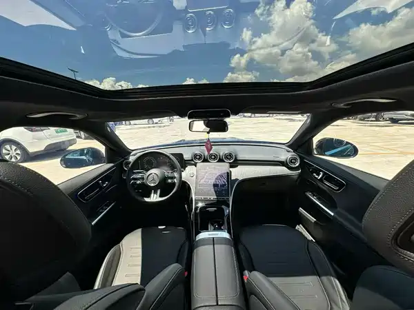 Mercedes-Benz C-Class 2023