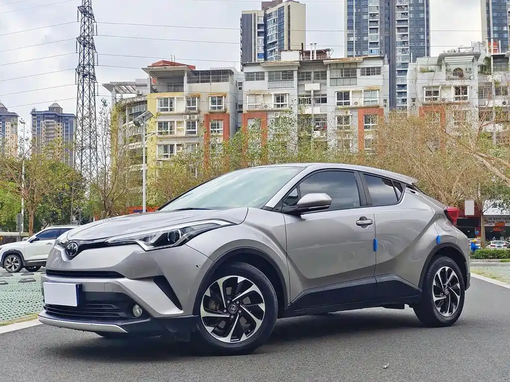 Toyota IZOA 2019 — фото 1
