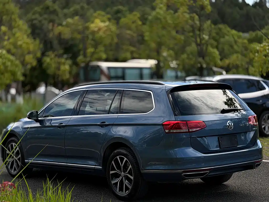 Volkswagen Viloran 2018 — фото 15