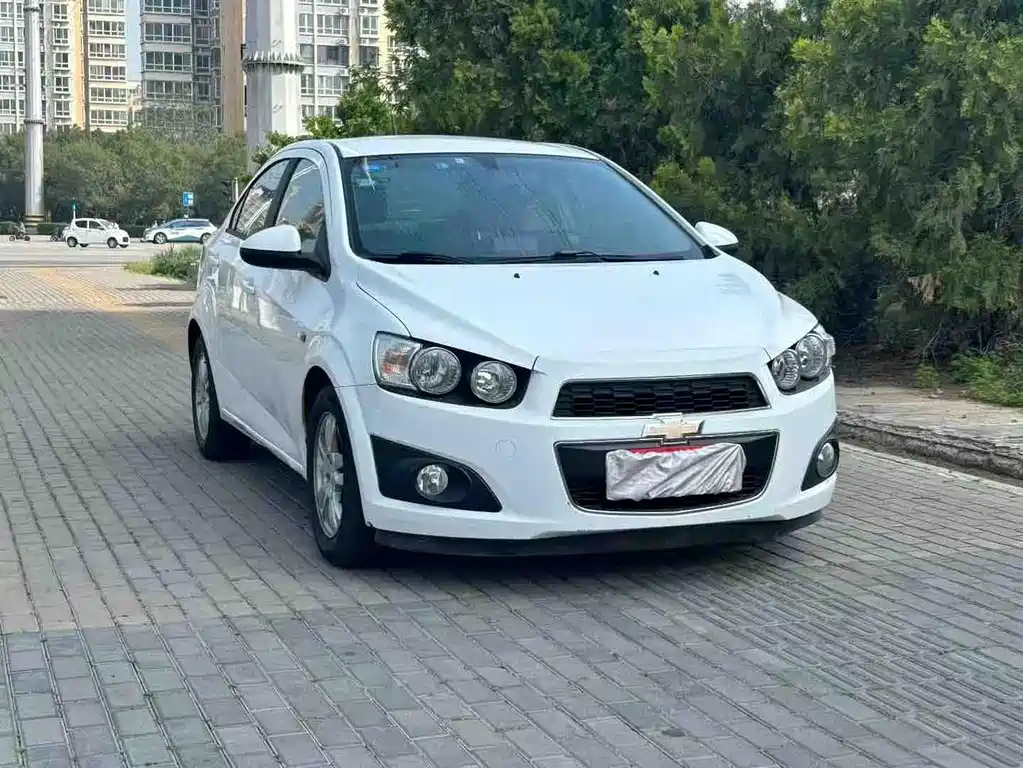 Chevrolet Aveo 2013 — фото 3