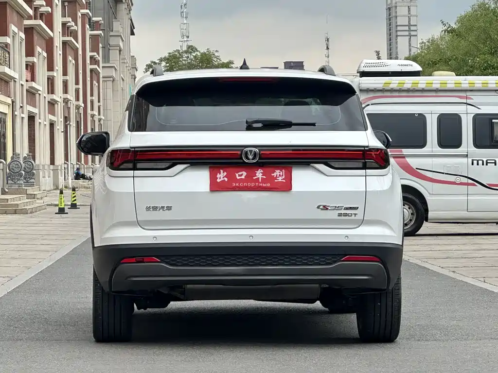 Changan CS35PLUS 2023 — фото 4
