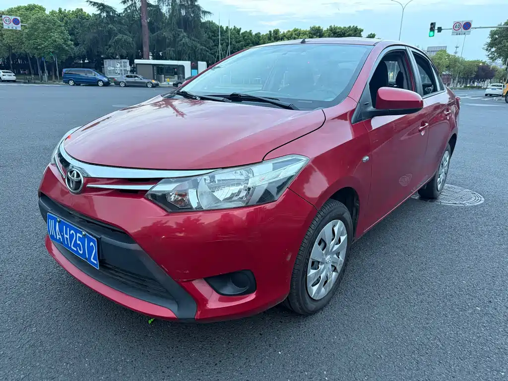 Toyota Vios 2016 — фото 1