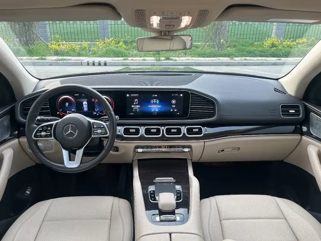 Mercedes-Benz GLE 2019 — фото 11