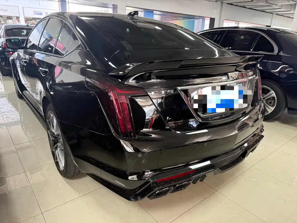 Cadillac CT5 2021 — фото 15