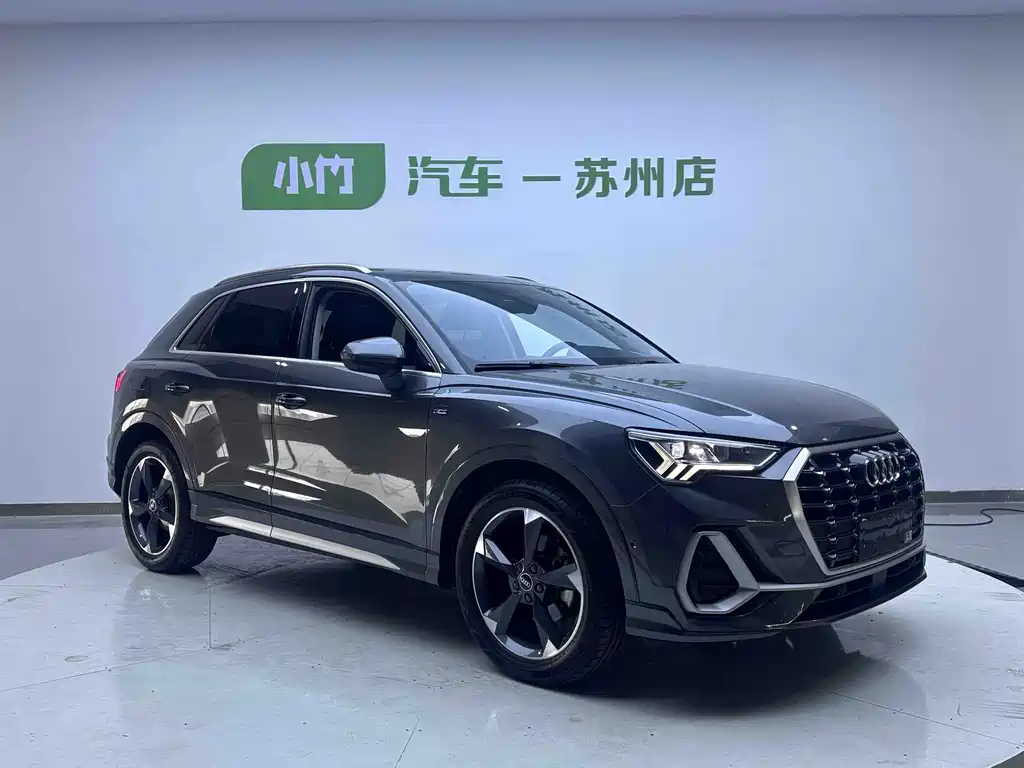 Audi Q3 2022 — фото 2