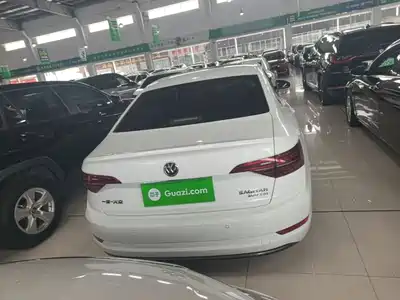 Volkswagen Sagitar 2019