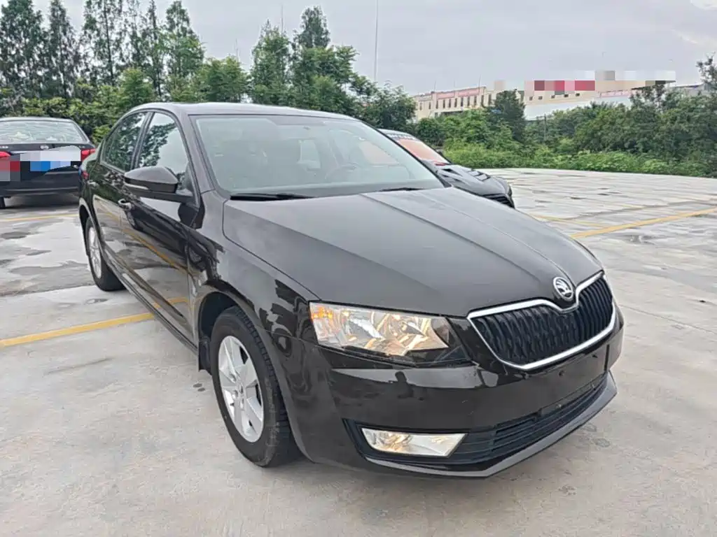 Skoda Octavia 2015 — фото 4