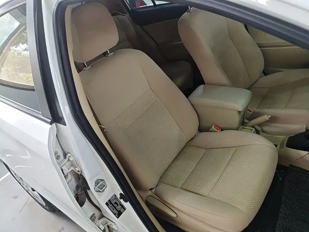 Toyota Vios FS 2020 — фото 25