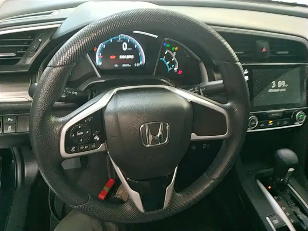 Honda Civic 2020 — фото 11