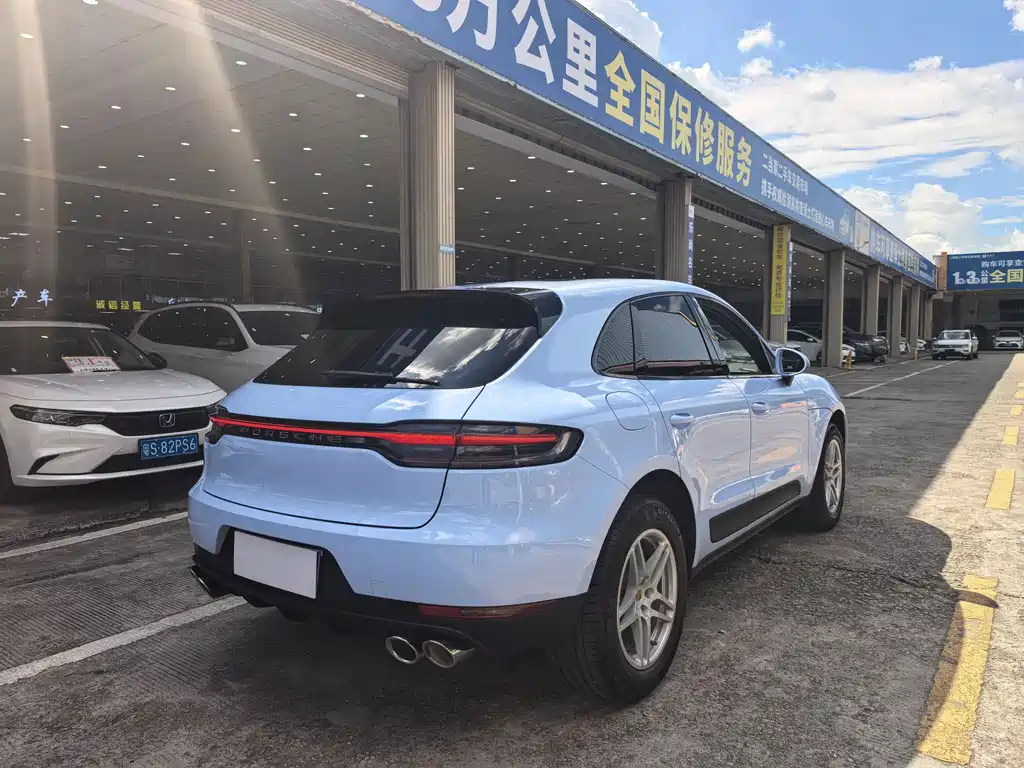Porsche Macan 2019 — фото 13