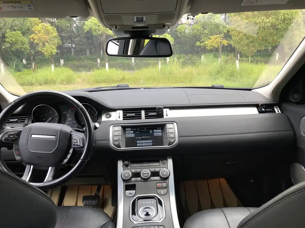 Land Rover Range Rover Evoque 2016 — фото 11