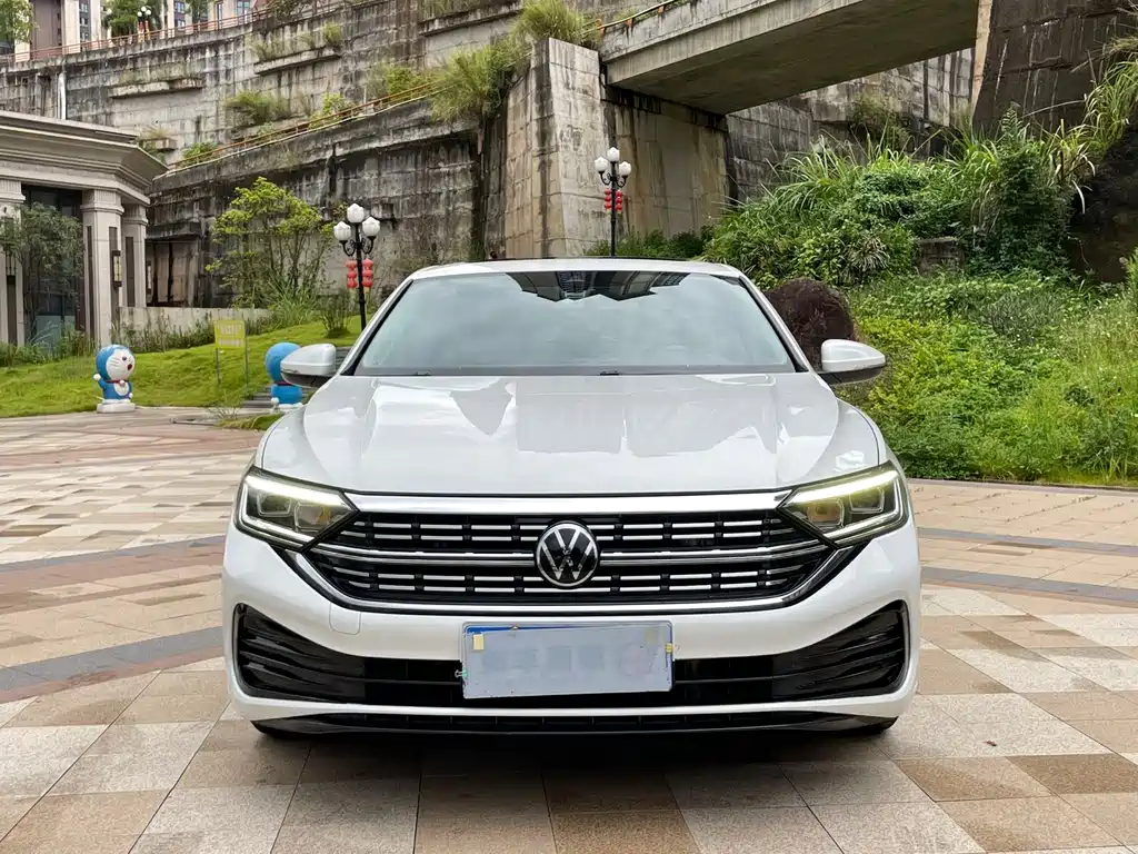 Volkswagen Sagitar 2023