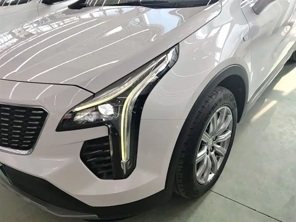 Cadillac XT4 2023 — фото 18