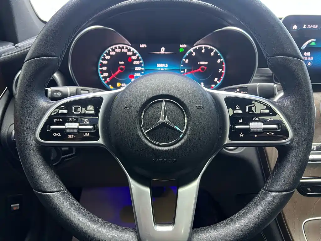 Mercedes-Benz GLC 2020 — фото 10