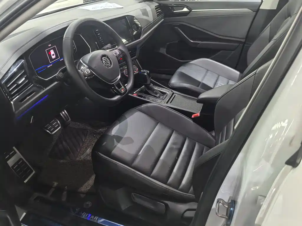 Volkswagen Sagitar 2020
