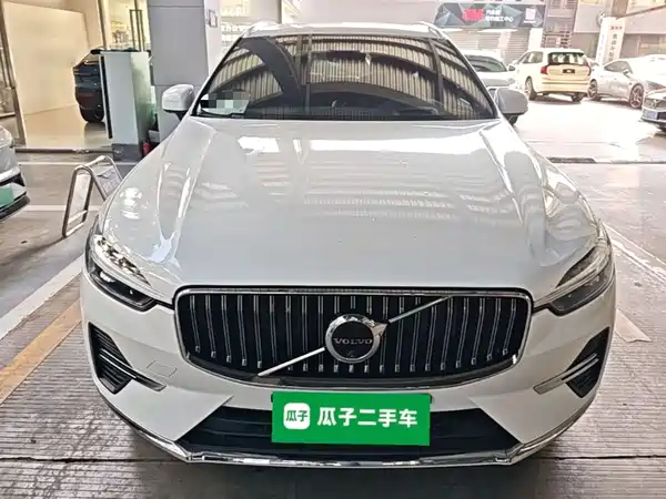 Volvo XC60 Plug-In Hybrid 2024
