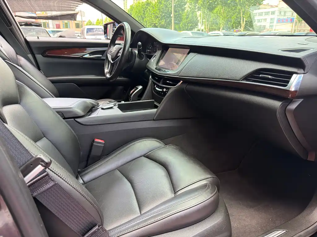 Cadillac CT6 2020 — фото 14