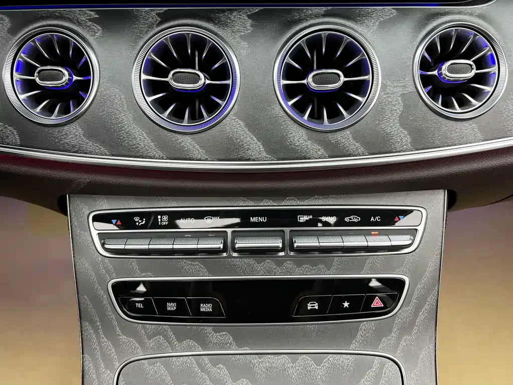 Mercedes-Benz CLS 2021 — фото 21