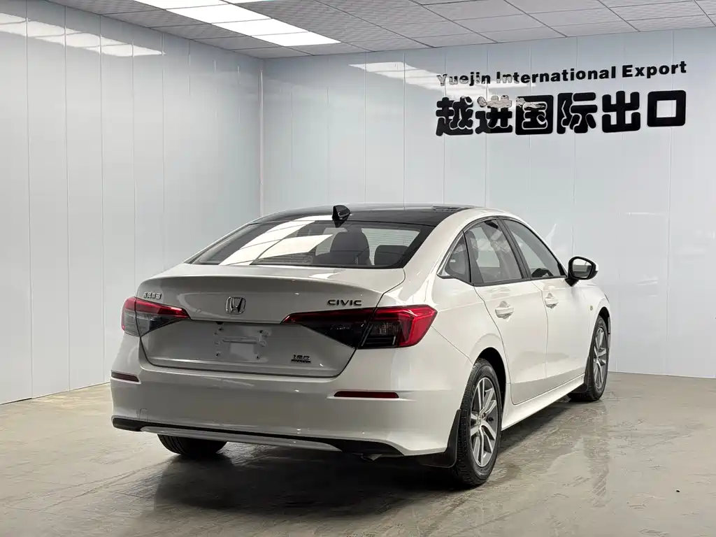 Honda Civic 2023 — фото 10