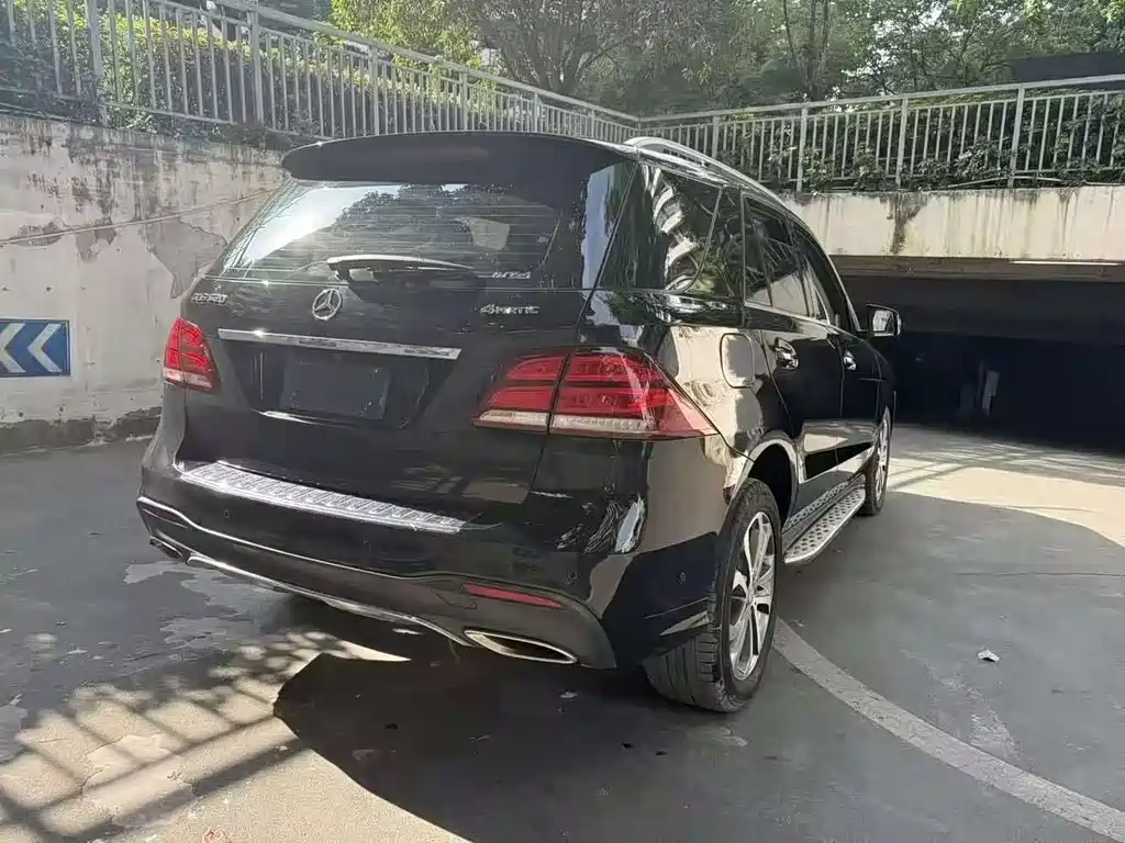 Mercedes-Benz GLE 2018 — фото 15