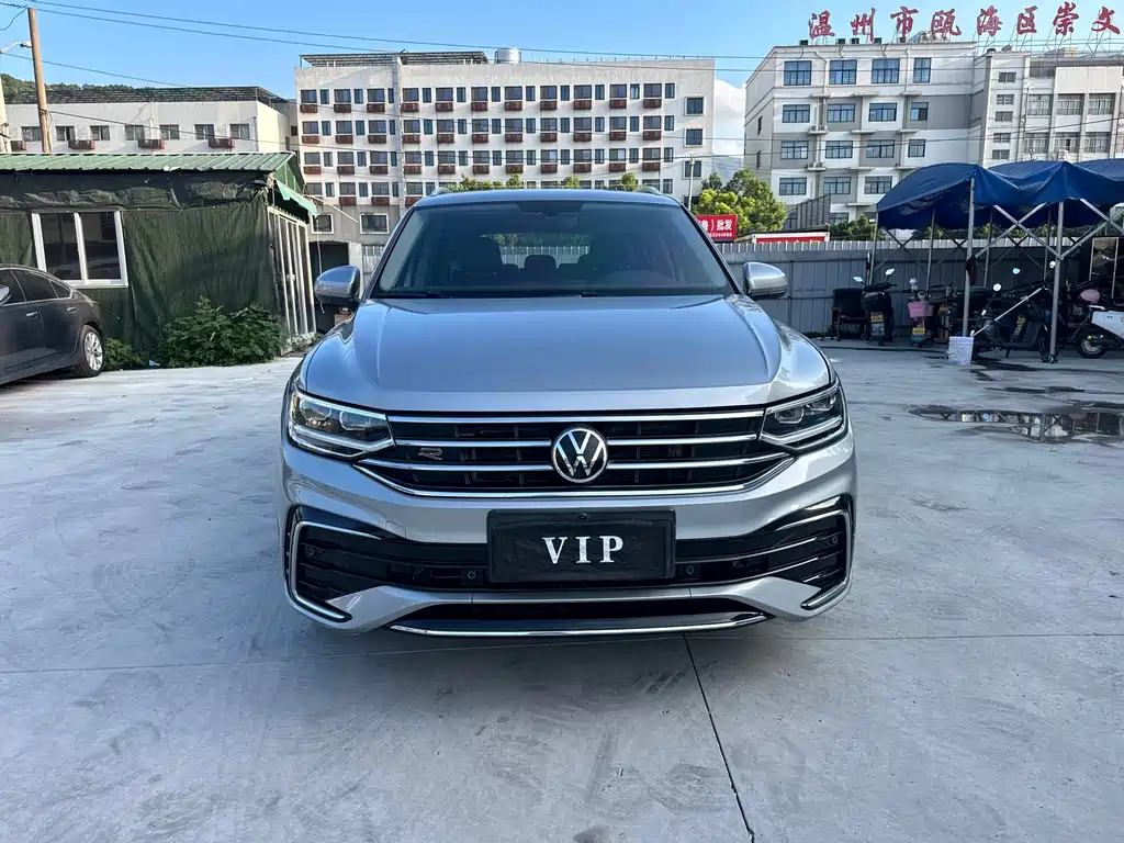 Volkswagen Tiguan L 2021