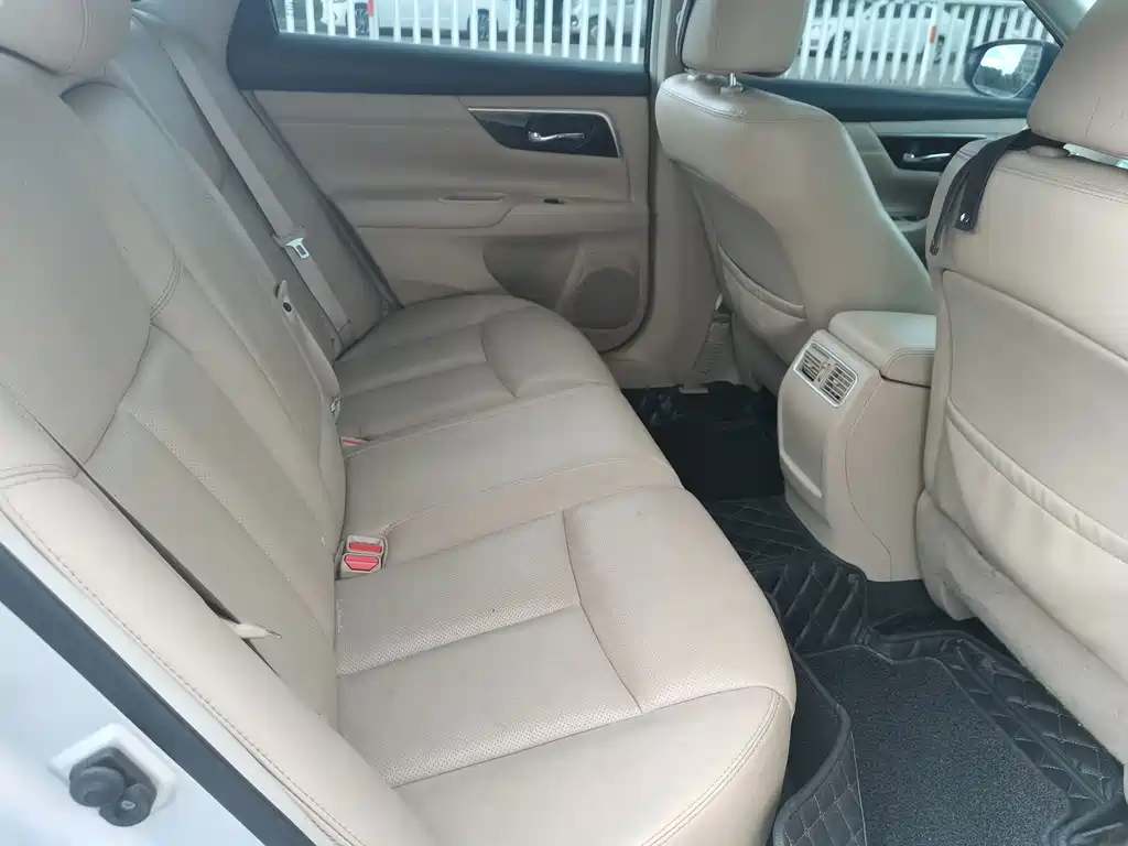 Nissan Teana 2017 — фото 10