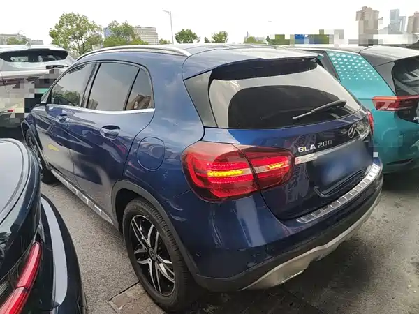 Mercedes-Benz GLA 2017
