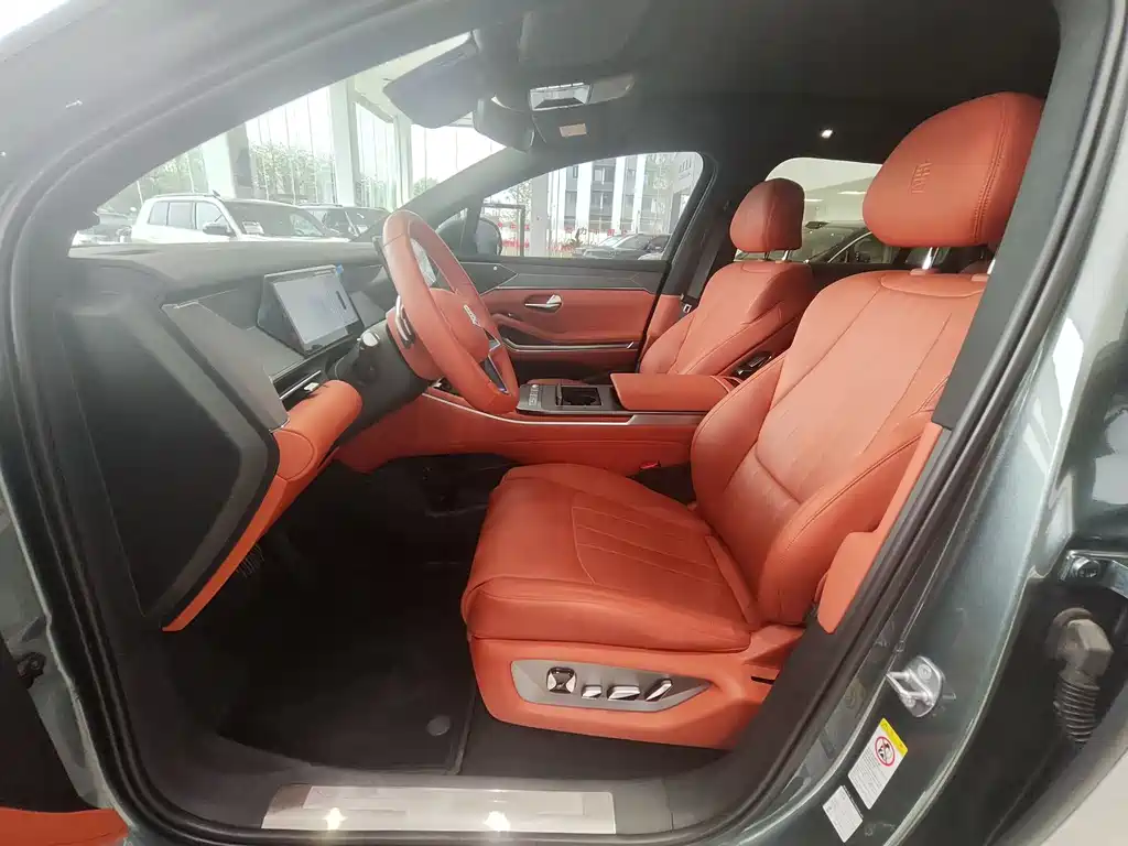 BYD Tang L 2025 — фото 10
