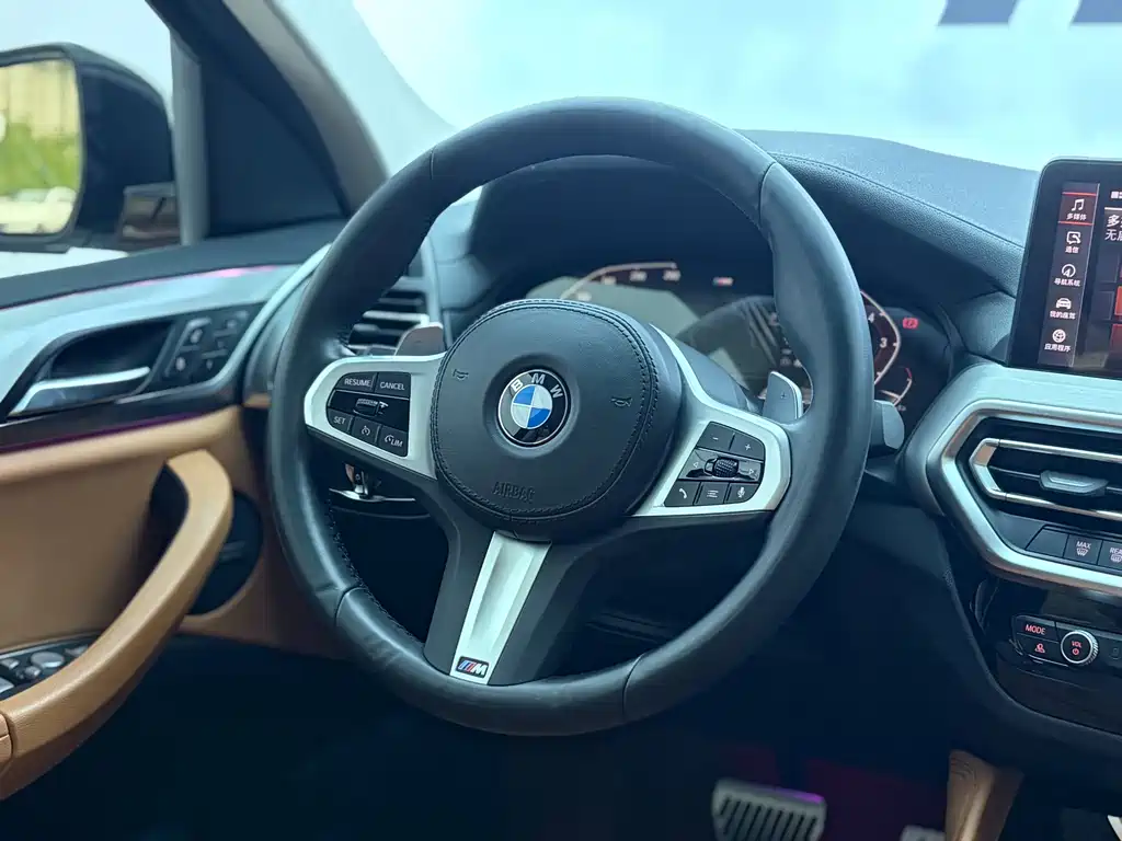BMW X4 2023 — фото 15