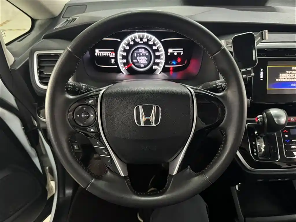 Honda Odyssey 2019 — фото 11