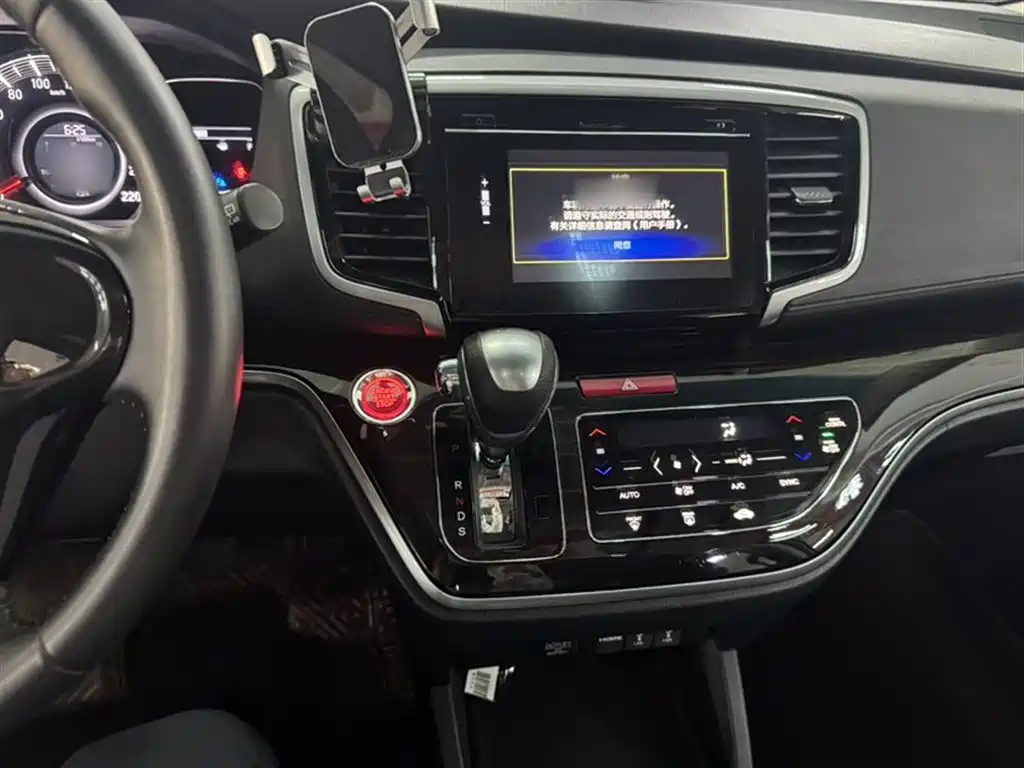 Honda Odyssey 2019 — фото 14