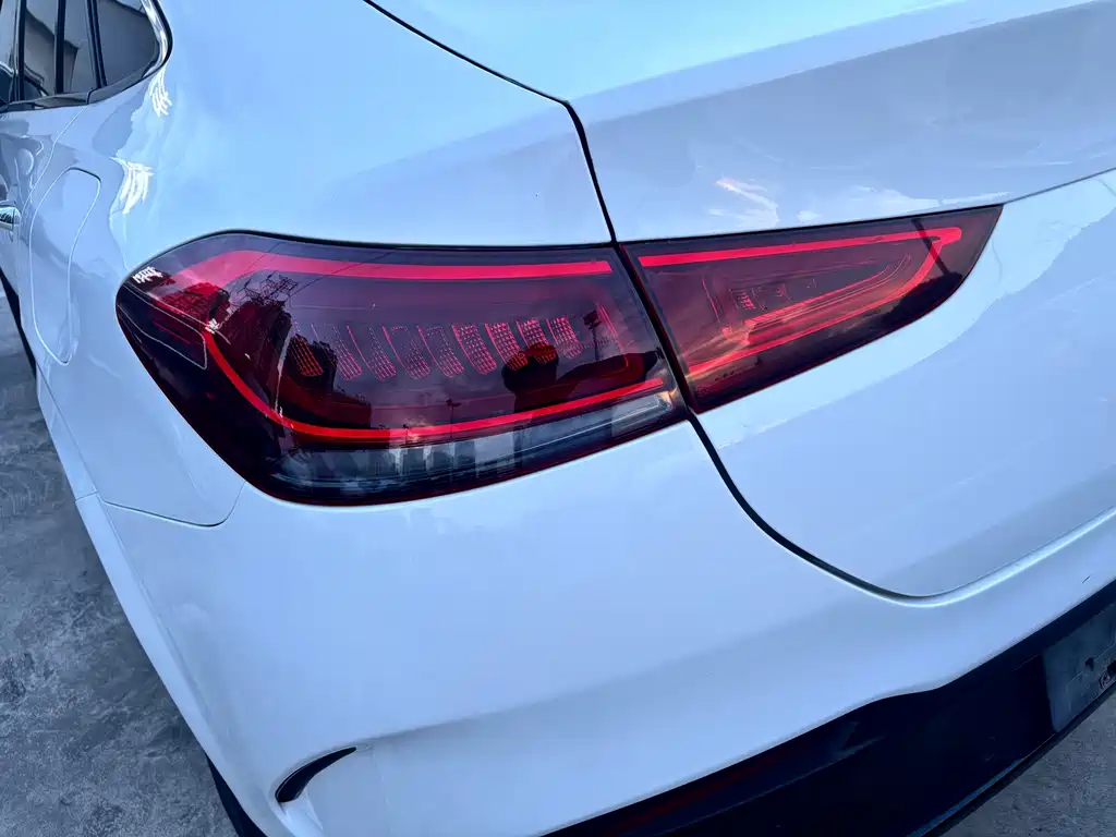 Mercedes-Benz GLE Coupe New Energy 2021 — фото 21