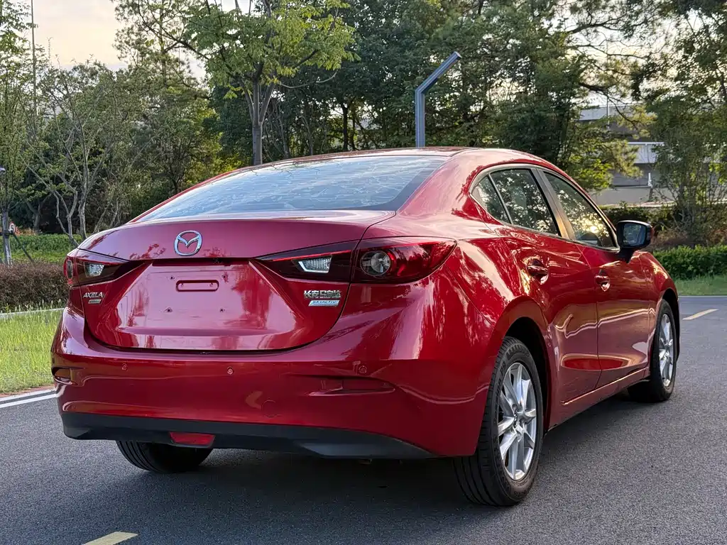 Mazda 3 Angkesela 2016