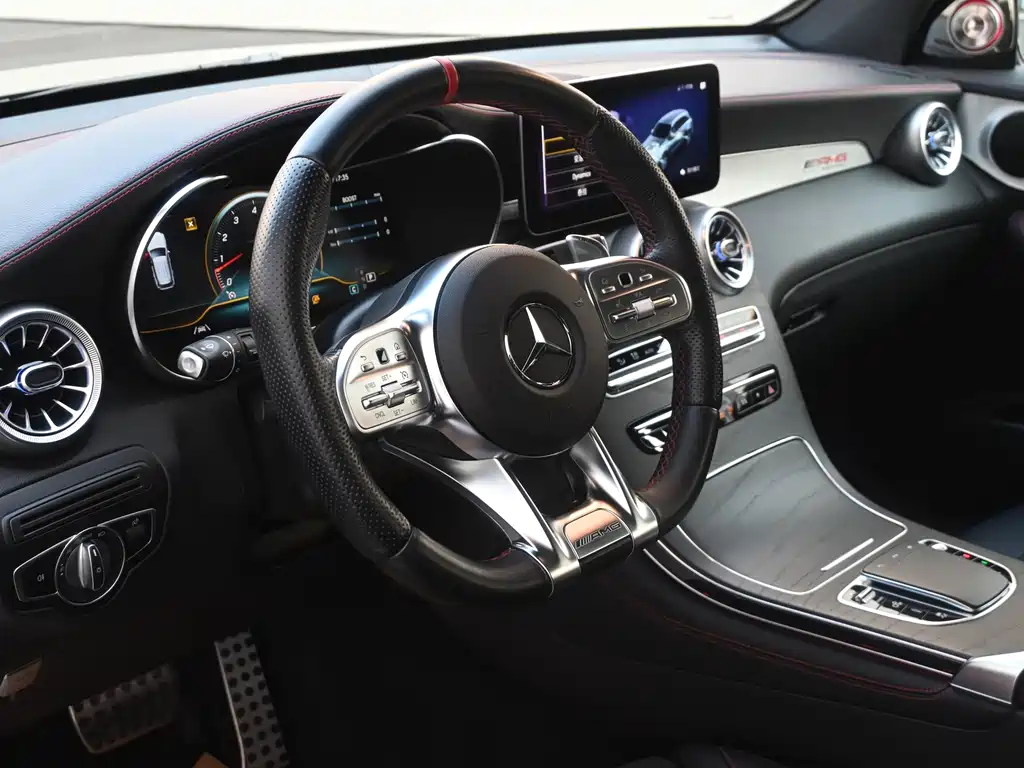 Mercedes-Benz GLC AMG 2020 — фото 8