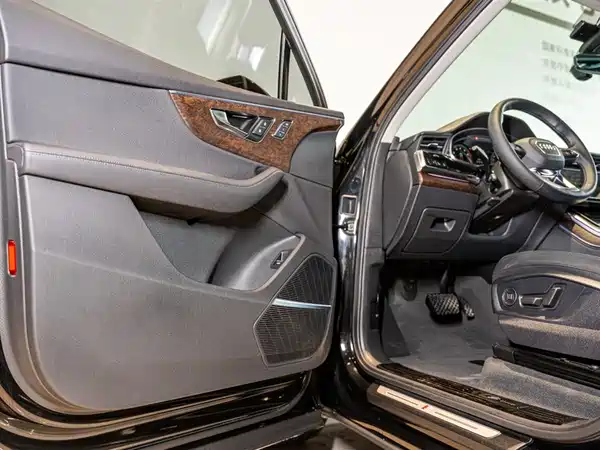 Audi Q7 2023
